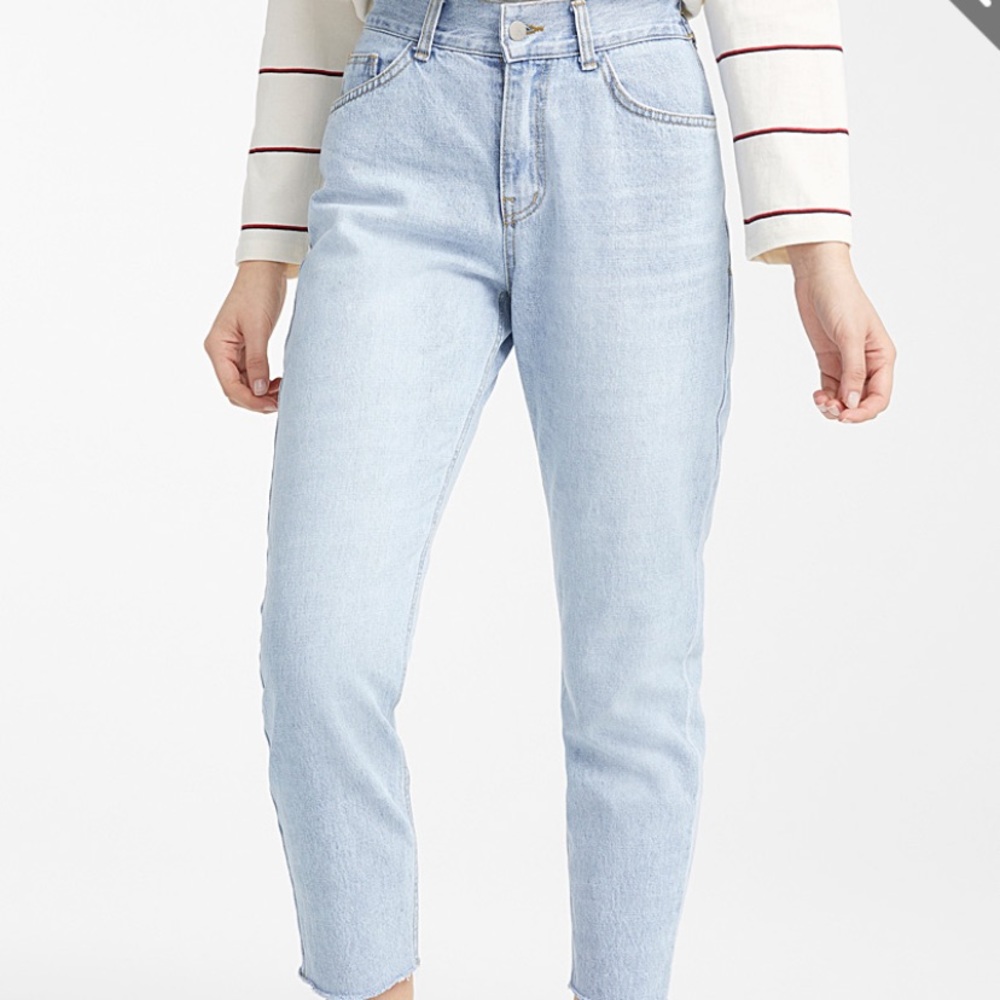 BNWT Elastic Waist High Rise Mom Jeans